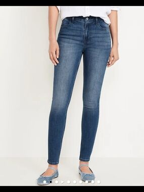 High-Waisted Wow Super-Skinny Jeans